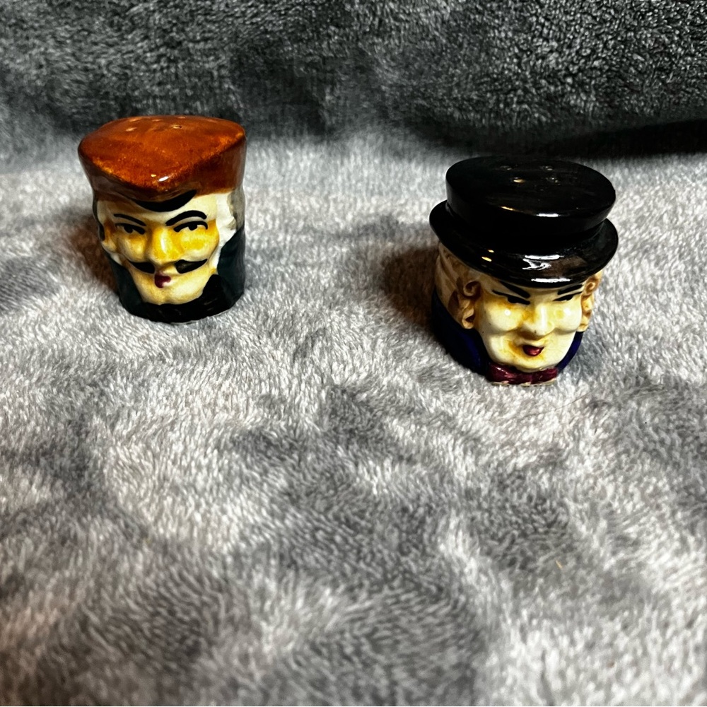Vintage Royal Doulton Beefeater Salt and Pepper Shaker Heads